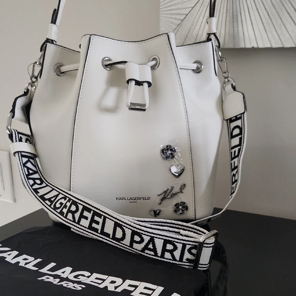 Karl Lagerfeld 2 Way Crossbody/Shoulder Bag with Logo Guitar Strap. New W/ Tags! - Picture 1 of 13